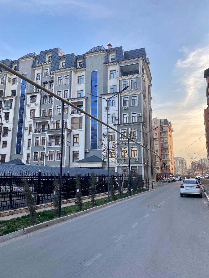 Spacious Apartment In New Building, Near The City Center And Airport Tasjkent Buitenkant foto